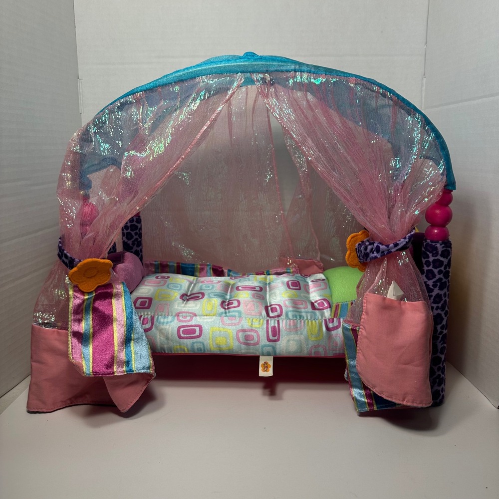 Manhattan Toy Groovy Girls Canopy Doll Bed with Blanket & Bedding